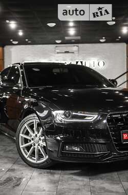 Седан Audi A4 2014 в Одесі