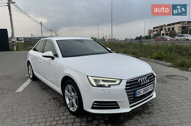 Седан Audi A4 2016 в 