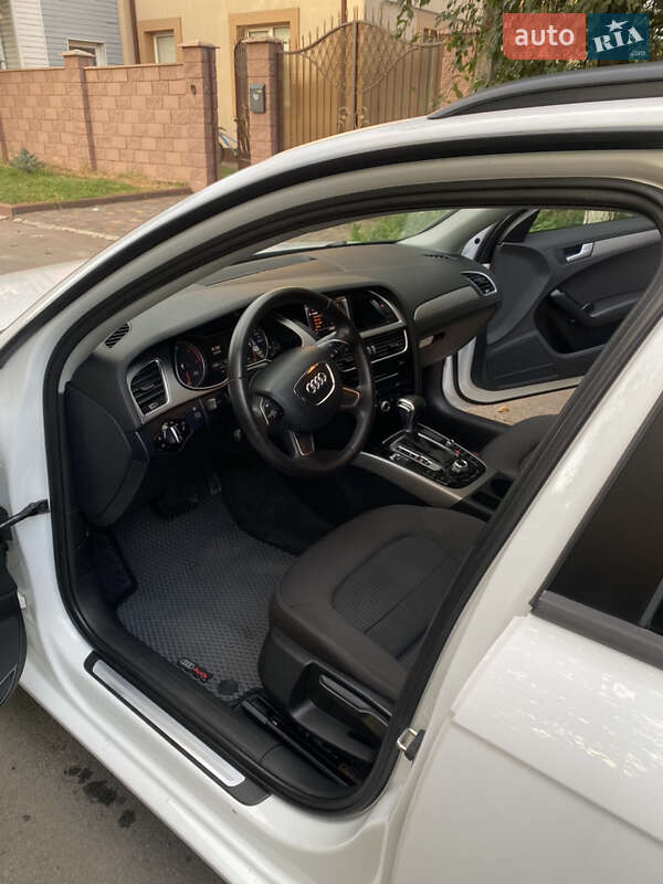 Универсал Audi A4 2014 в Ровно