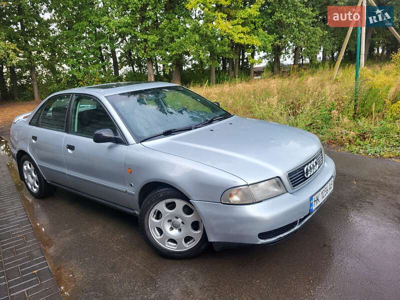Седан Audi A4 1999 в Рівному