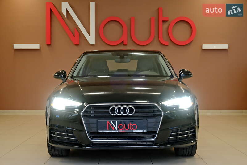 Седан Audi A4 2017 в Одесі