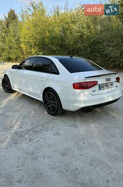 Седан Audi A4 2014 в 