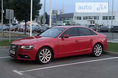 Седан Audi A4 2012 в Киеве