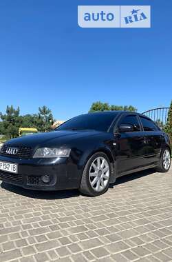 Седан Audi A4 2004 в Черноморске