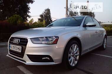 Седан Audi A4 2012 в Киеве