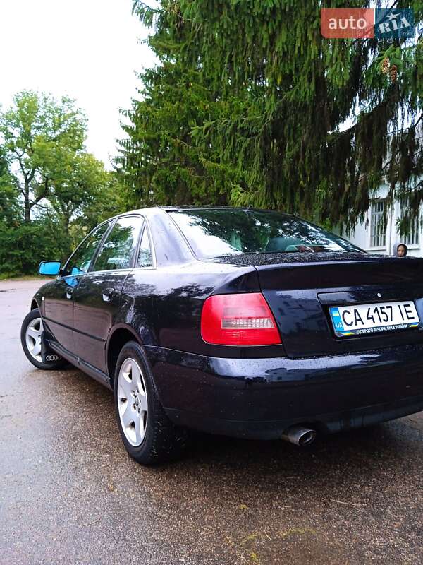 Седан Audi A4 2000 в Корсуне-Шевченковском фото 6 Седан Audi A4 2000 в Корсуне-Шевченковском