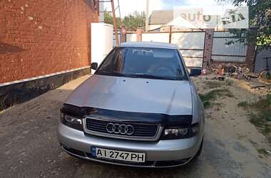 Седан Audi A4 1995 в Василькове