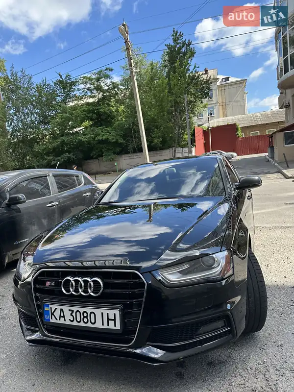 Audi A4 2015