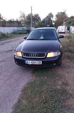 Седан Audi A4 2000 в Козельце