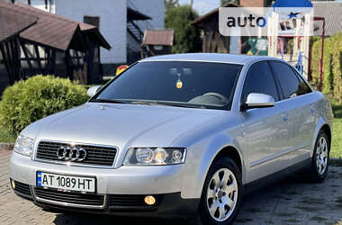 Седан Audi A4 2001 в Косове