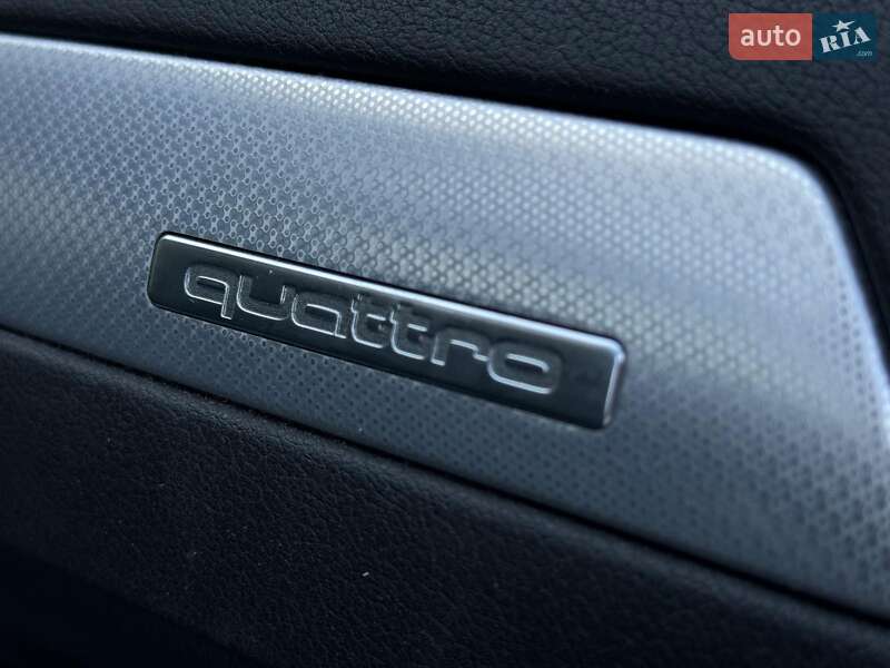 Седан Audi A4 2012 в Киеве