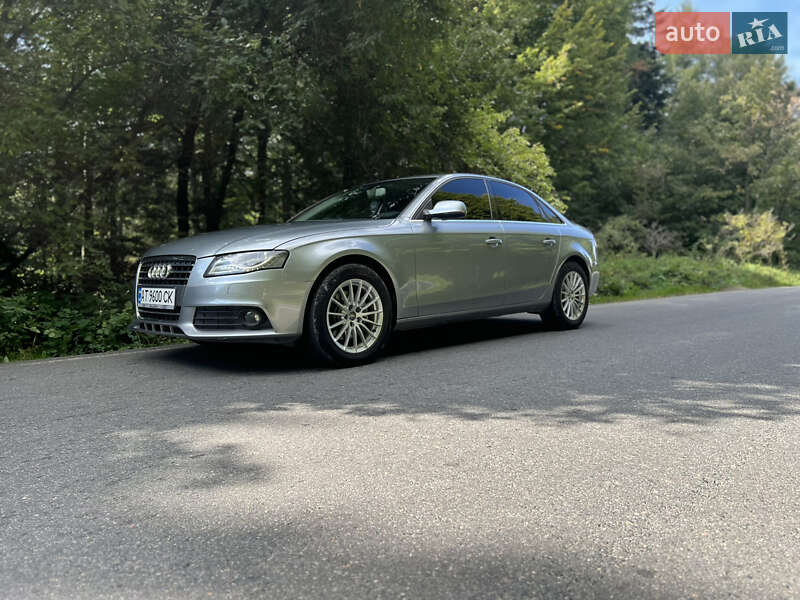 Седан Audi A4 2010 в Косові