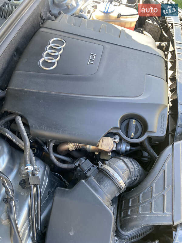 Седан Audi A4 2010 в Косові
