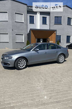 Седан Audi A4 2010 в Косові