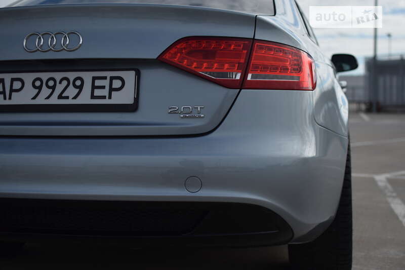 Седан Audi A4 2011 в Киеве