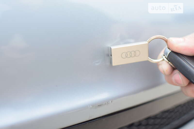 Седан Audi A4 2011 в Киеве