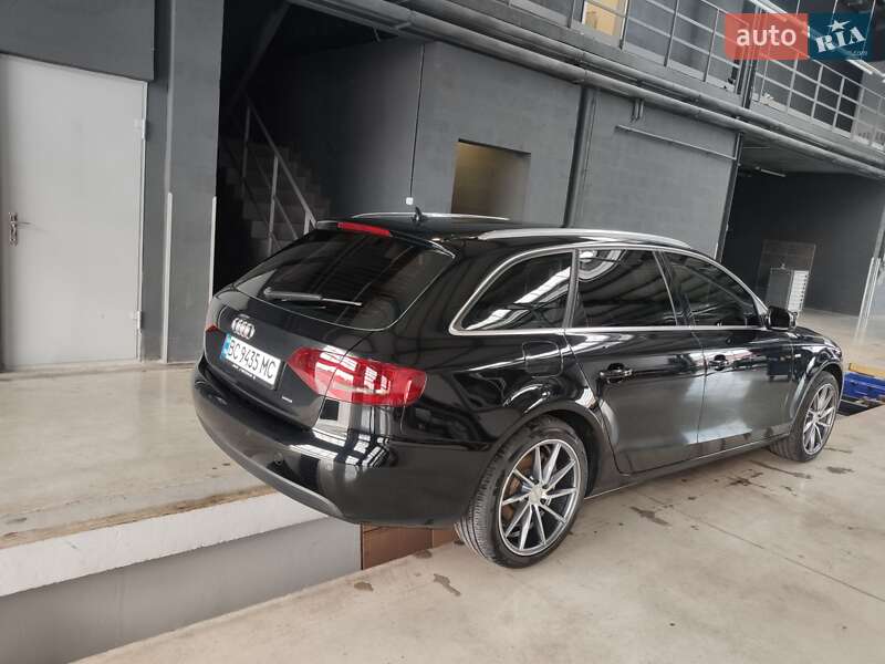 Універсал Audi A4 2010 в Львові