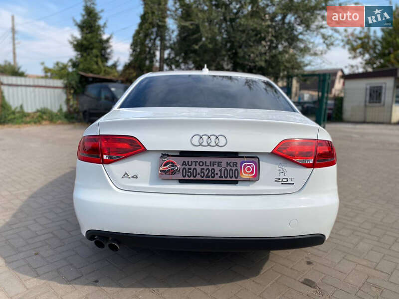 Седан Audi A4 2011 в Кривом Роге