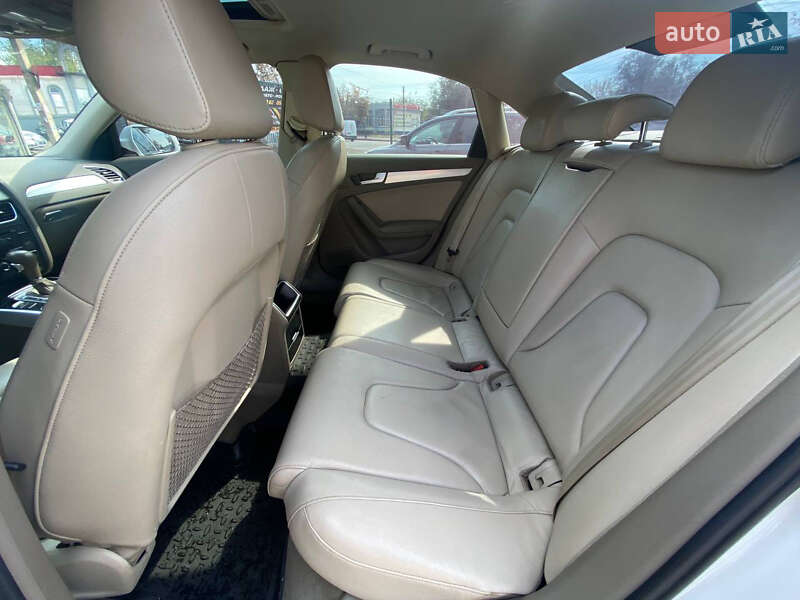 Седан Audi A4 2011 в Кривом Роге