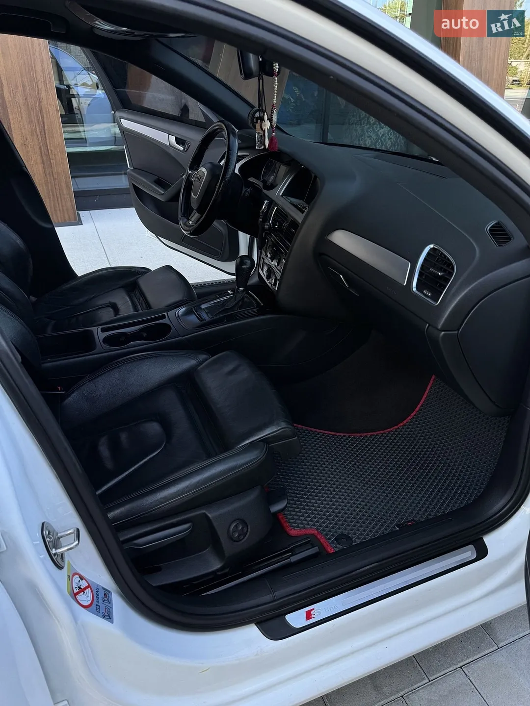2011 Audi A4 - мініатюра 11