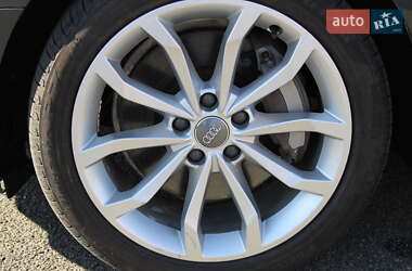 Седан Audi A4 2019 в 
