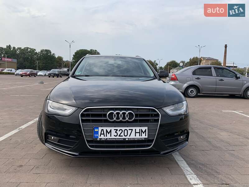 Универсал Audi A4 2012 в Житомире