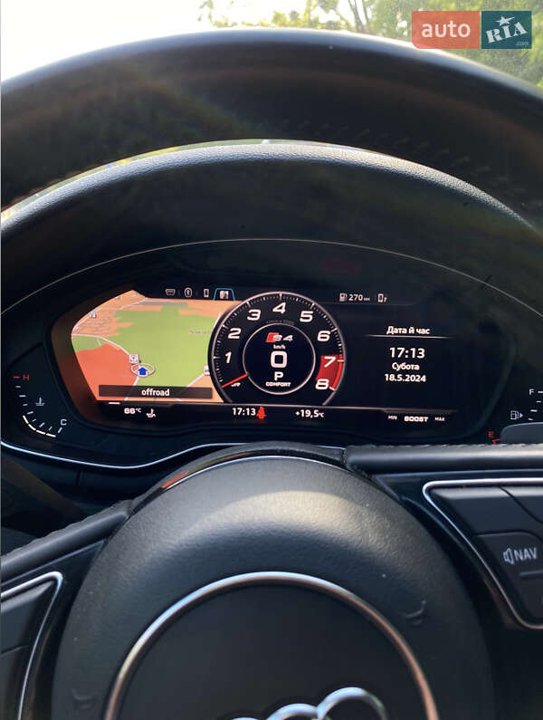 Седан Audi A4 2018 в Львове