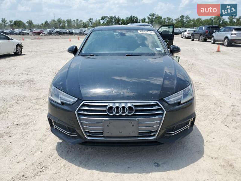 Седан Audi A4 2018 в Киеве