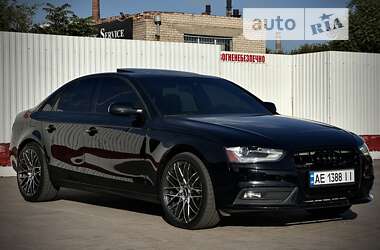 Седан Audi A4 2013 в Запоріжжі