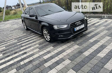 Седан Audi A4 2014 в Львове