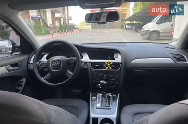 Седан Audi A4 2010 в 