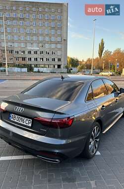 Седан Audi A4 2023 в 