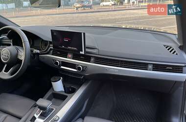 Седан Audi A4 2023 в 