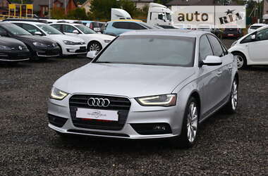 Седан Audi A4 2013 в Луцке