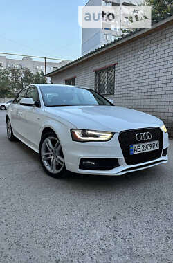 Седан Audi A4 2015 в Днепре