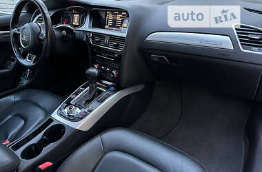 Седан Audi A4 2015 в 
