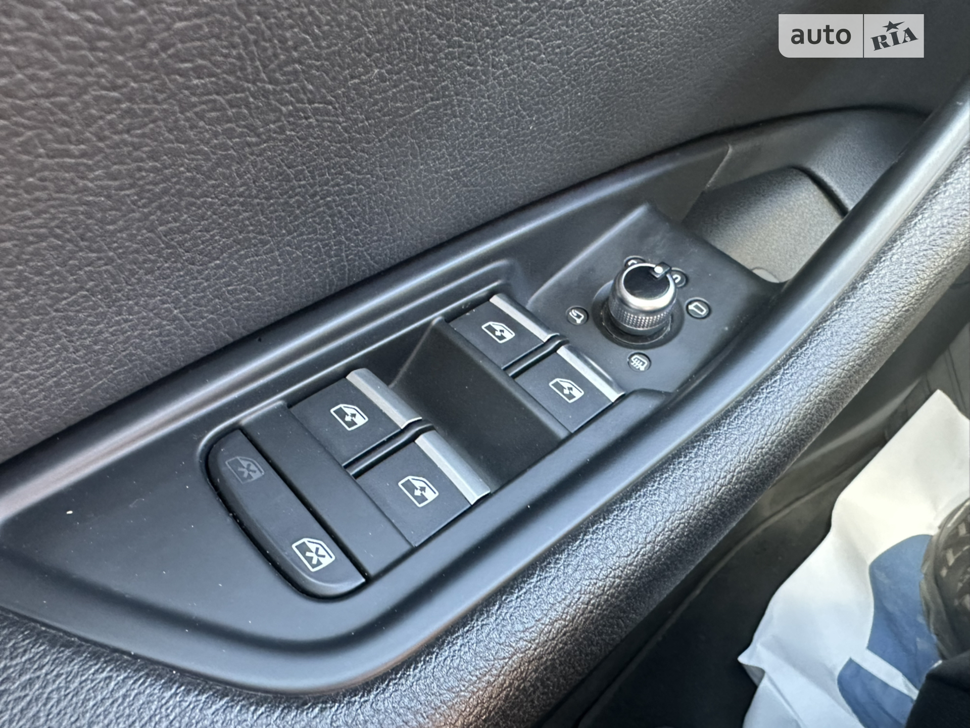 2016 Audi A4 - мініатюра 12
