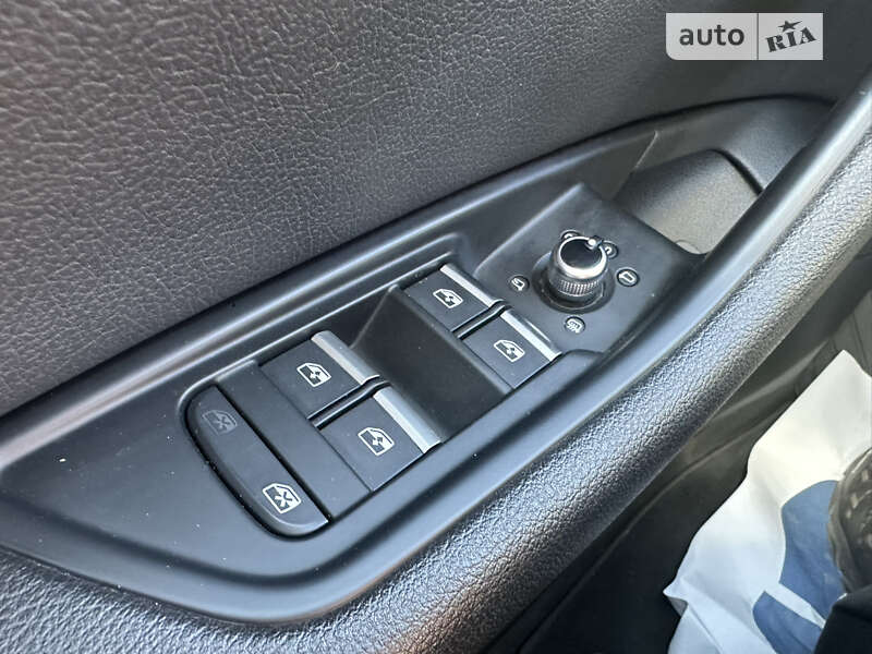 Универсал Audi A4 2016 в Львове