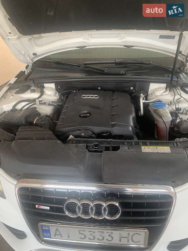 Седан Audi A4 2010 в Макарові