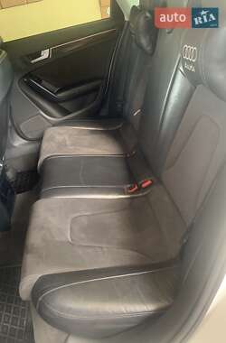 Седан Audi A4 2010 в Макарове