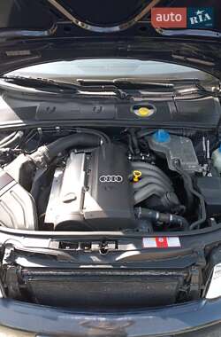 Седан Audi A4 2001 в Николаеве
