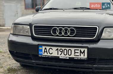 Седан Audi A4 1996 в Луцке