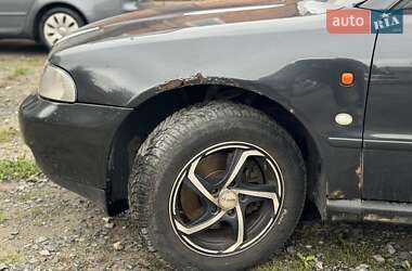 Седан Audi A4 1996 в Луцке