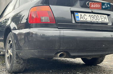 Седан Audi A4 1996 в Луцке