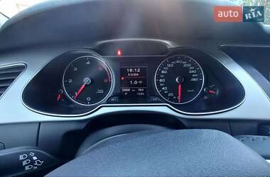 Седан Audi A4 2015 в 