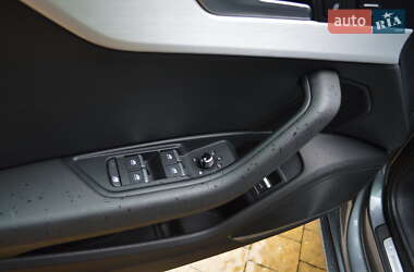 Седан Audi A4 2016 в 