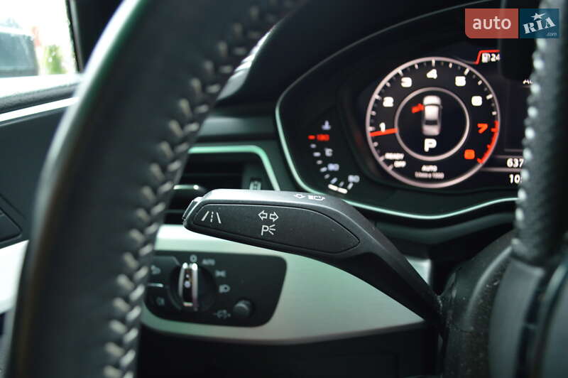 Седан Audi A4 2016 в Львове