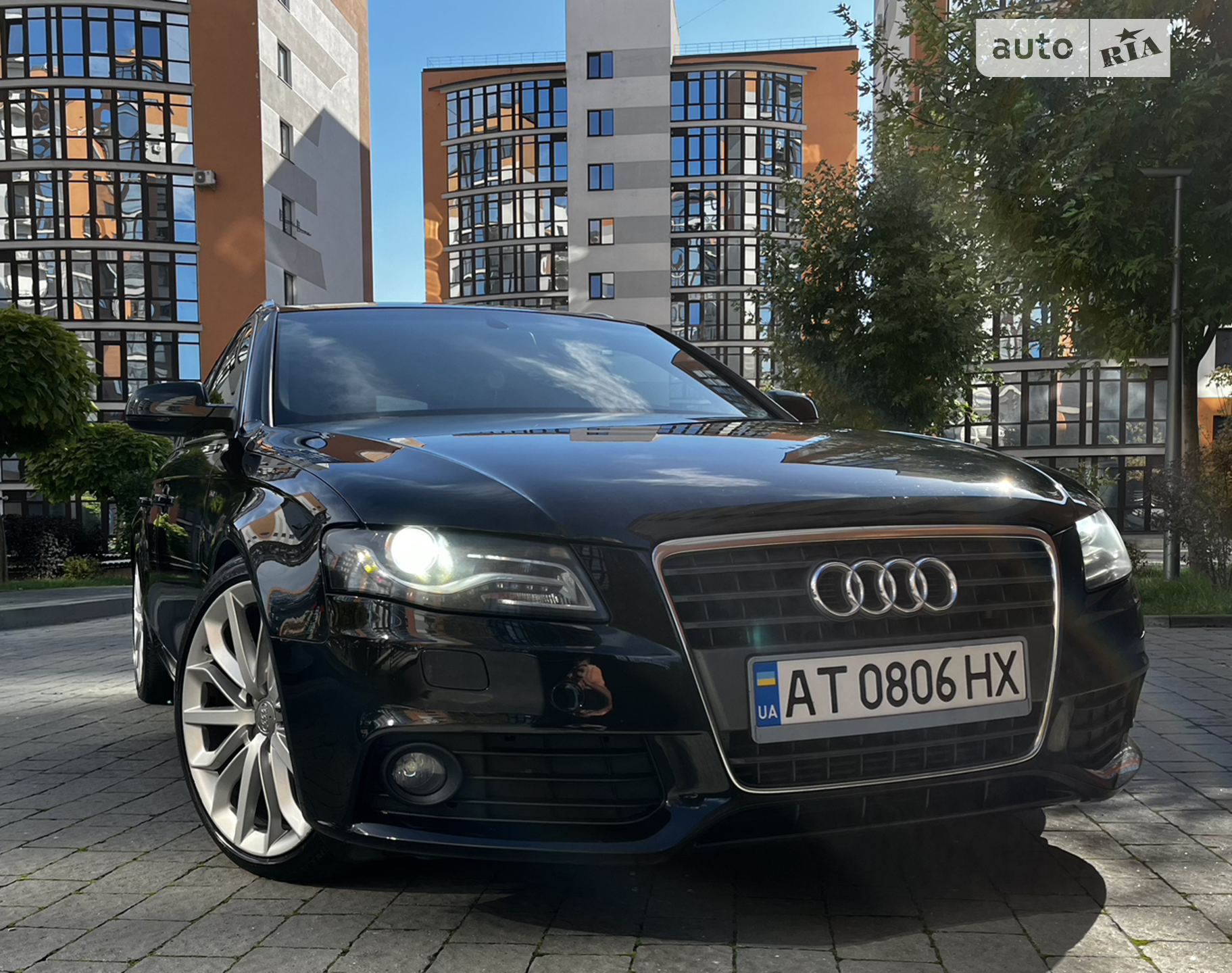 2010 Audi A4 - мініатюра 9