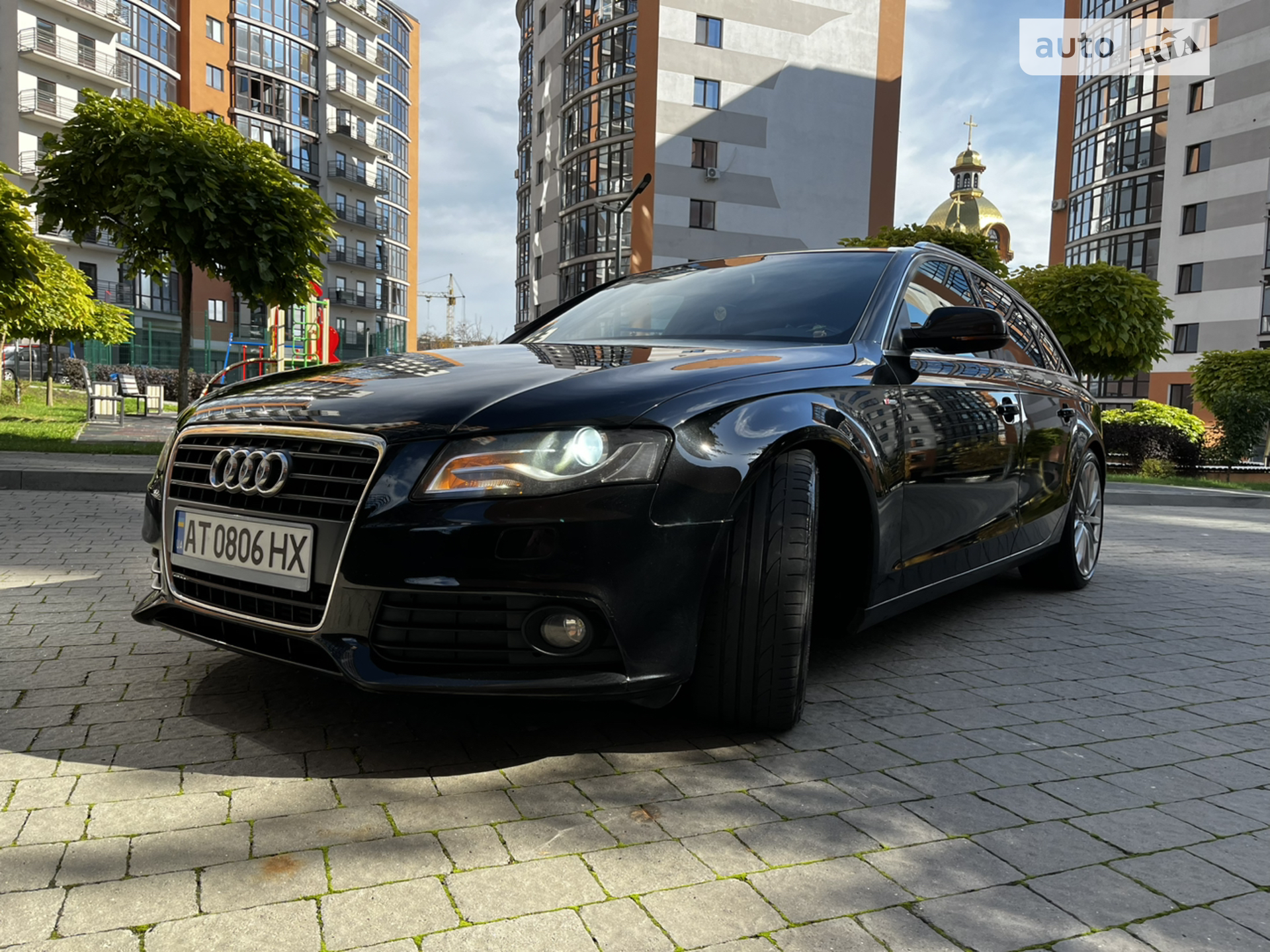 2010 Audi A4 - мініатюра 11