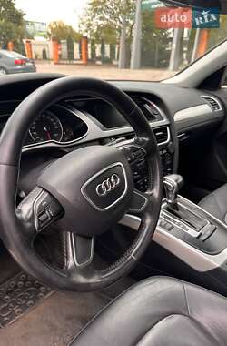 Седан Audi A4 2013 в 